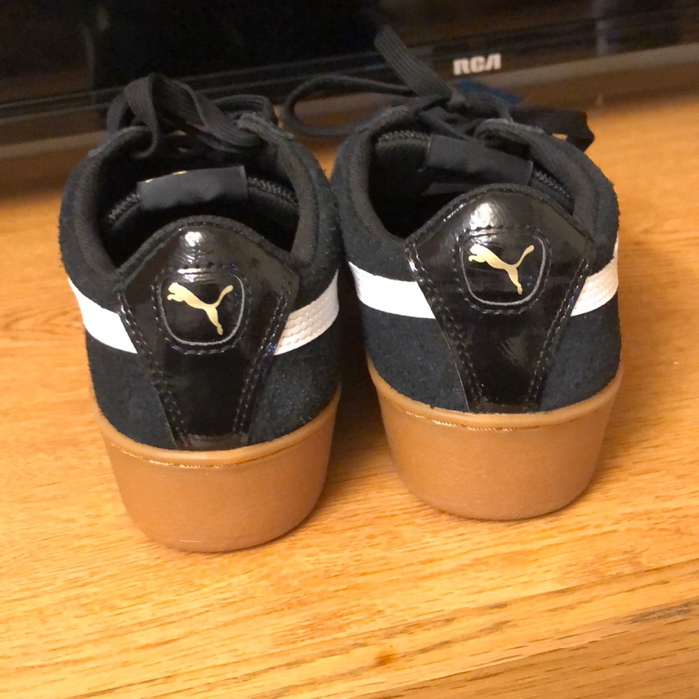 Pumas - Picture 2 of 3